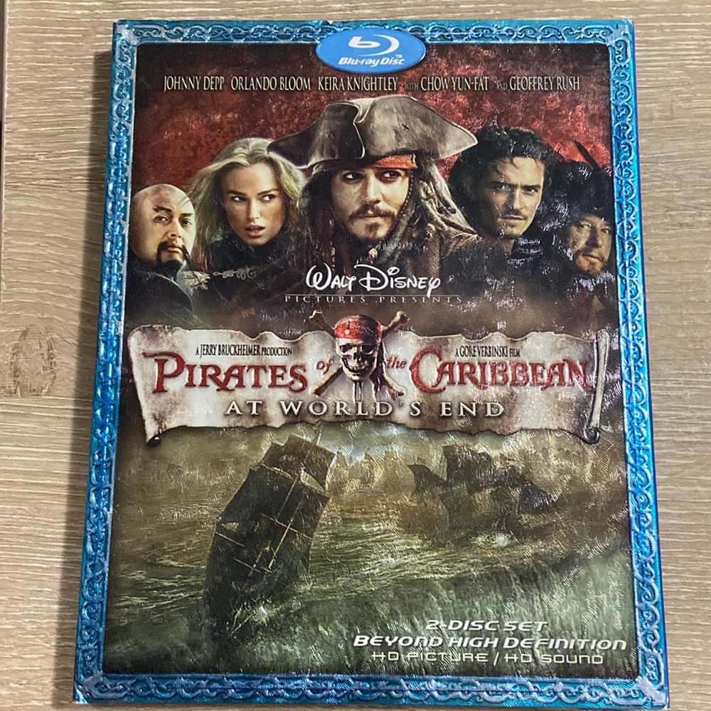 Pirates of the Caribbean: At World’s End 2 Disc Set Blu-ray